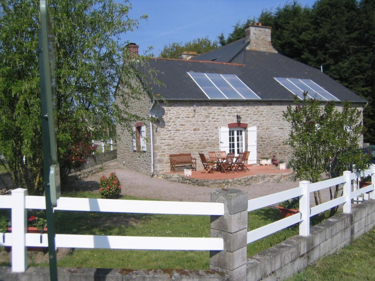 Bed and Breakfast Le Bois Chef D'Ane Collinée Esterno foto