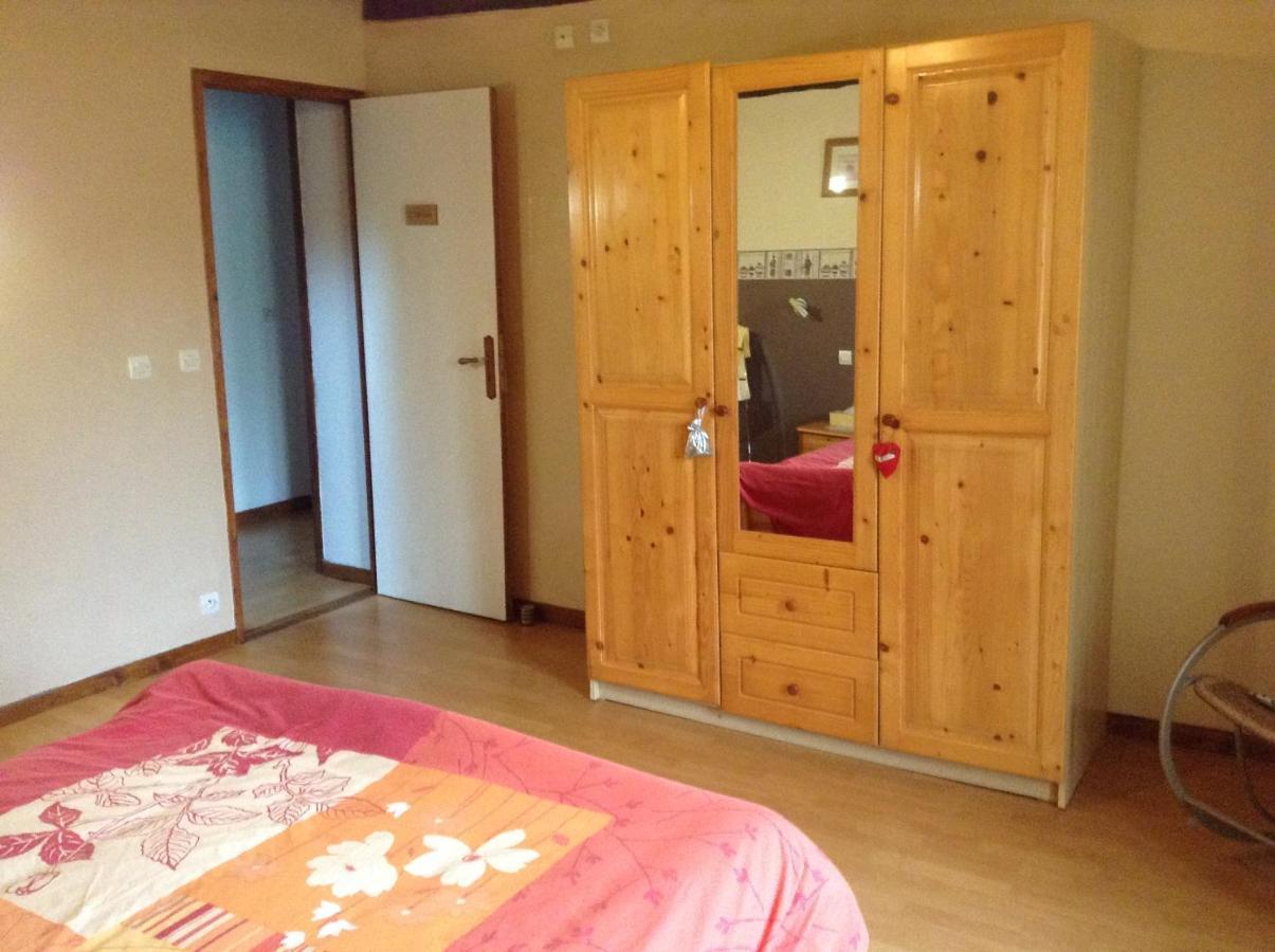 Bed and Breakfast Le Bois Chef D'Ane Collinée Esterno foto